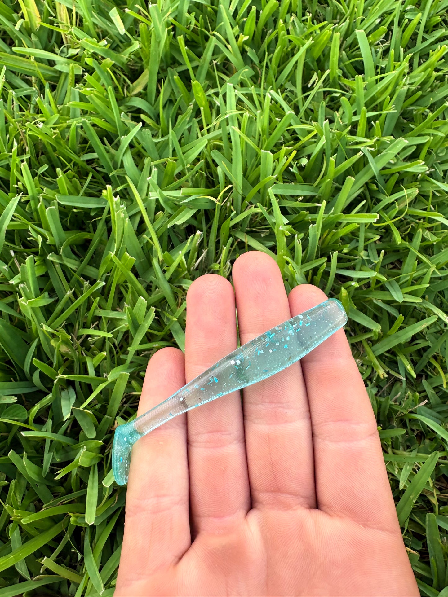 Finz lures 3.5 inch paddle tail
