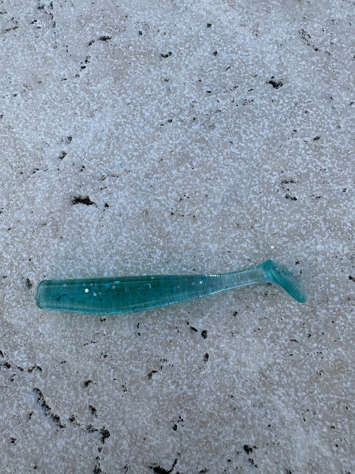 Finz lures 3.5 inch paddle tail